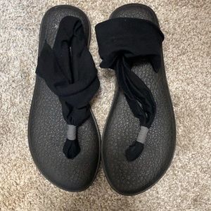 Sanko Black Sandals